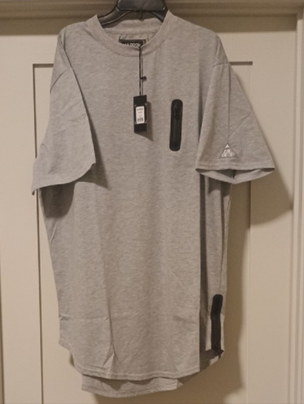 All Good branded Men's Gray Short-Sleeve Casual Tee with Zip Details